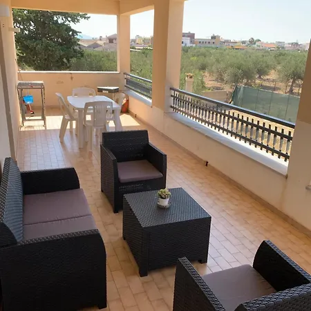 Apartment Casa Torre Di Mezzo - Alba Marausa